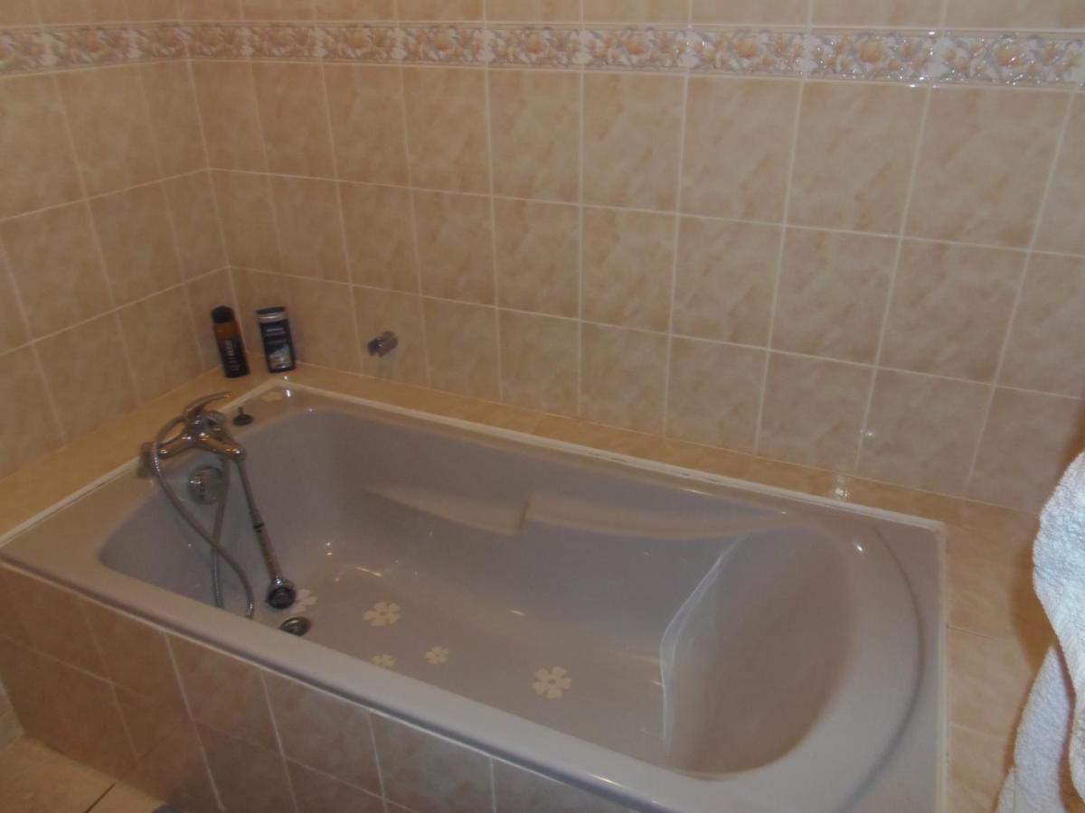 Maison Royan 3 Chambres Avec Salle D'Eau, Piscine Exteriör bild